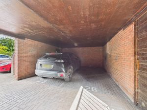 Private Parking- click for photo gallery